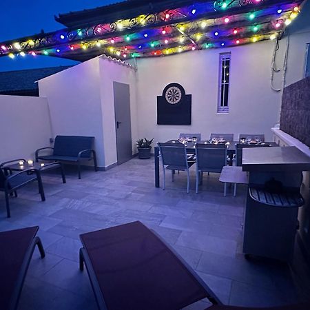 Appartement 4 A 8 Personnes, Spacieux De Standing Classe 4 Etoiles Nîmes Esterno foto