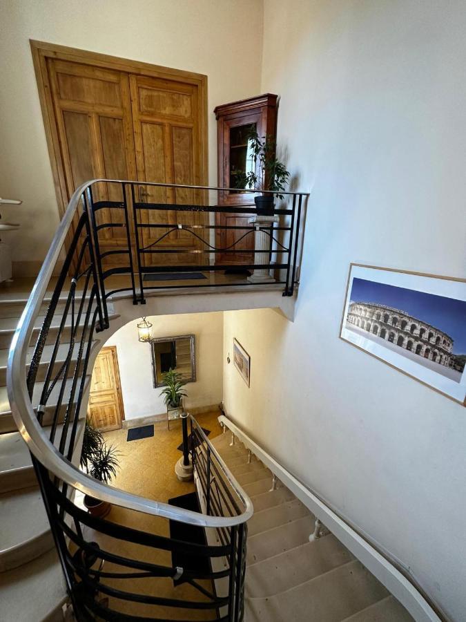 Appartement 4 A 8 Personnes, Spacieux De Standing Classe 4 Etoiles Nîmes Esterno foto