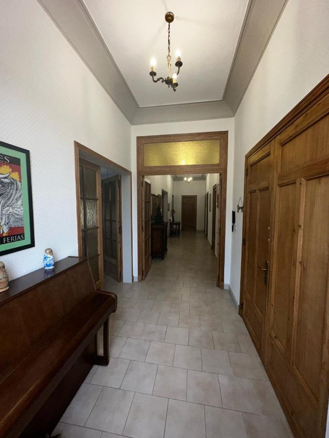 Appartement 4 A 8 Personnes, Spacieux De Standing Classe 4 Etoiles Nîmes Esterno foto