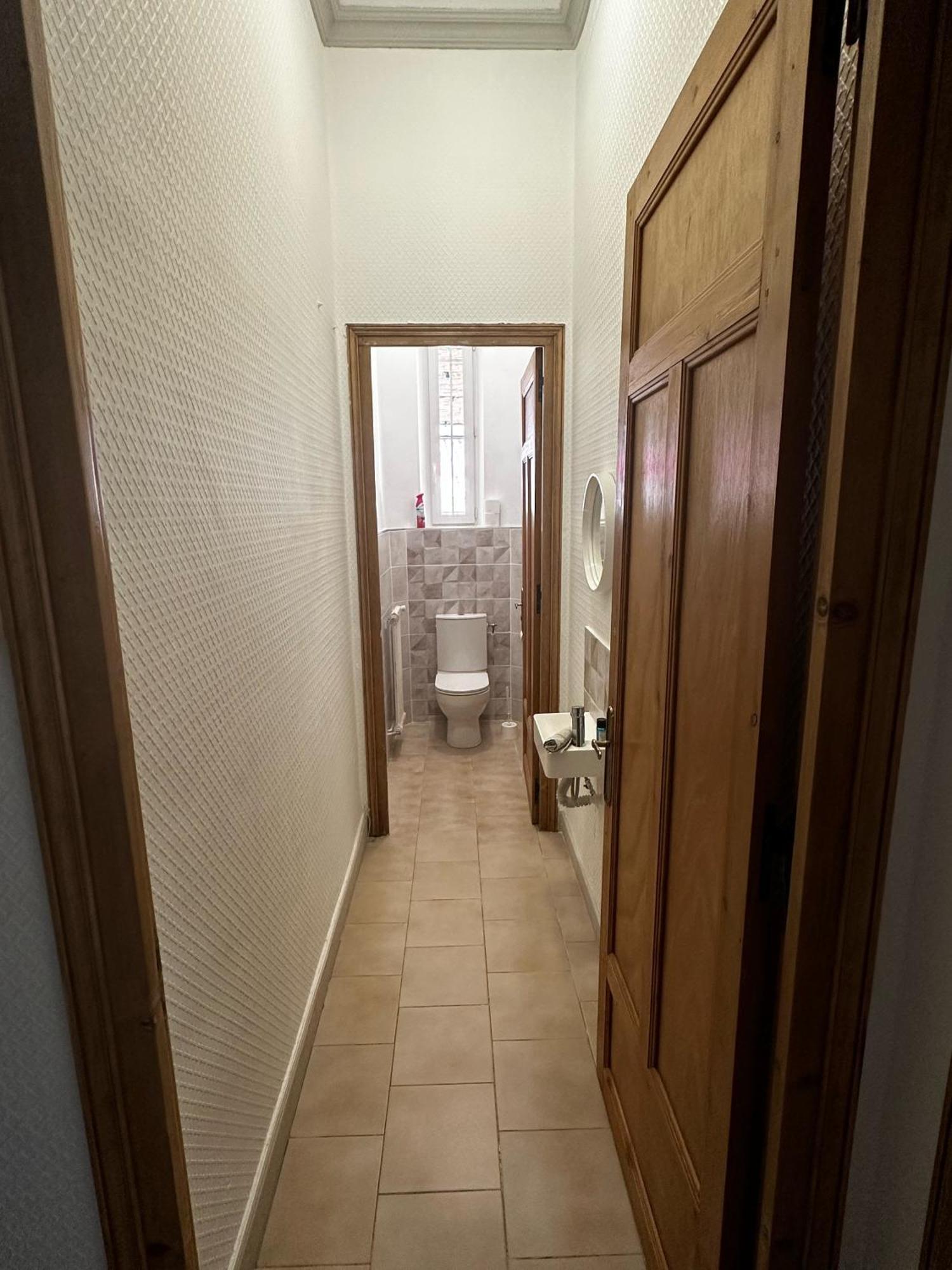 Appartement 4 A 8 Personnes, Spacieux De Standing Classe 4 Etoiles Nîmes Esterno foto