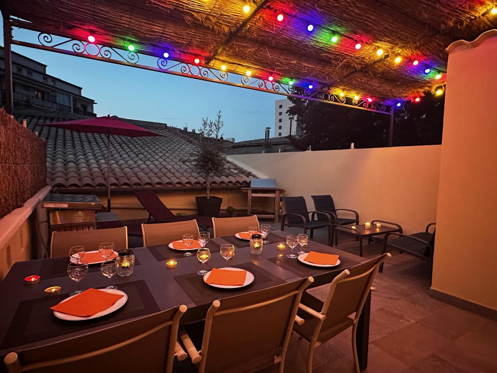 Appartement 4 A 8 Personnes, Spacieux De Standing Classe 4 Etoiles Nîmes Esterno foto